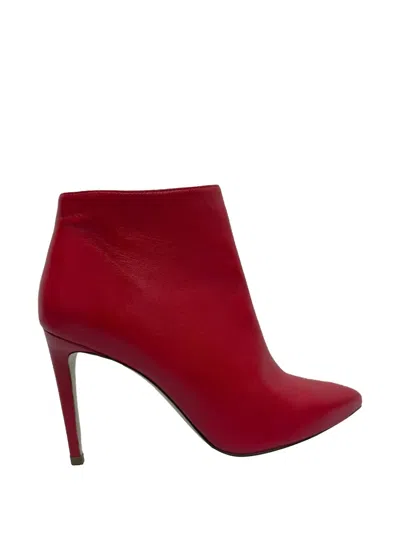 Pre-owned Stuart Weitzman Pointed-toe Stiletto Ankle Boots In Red