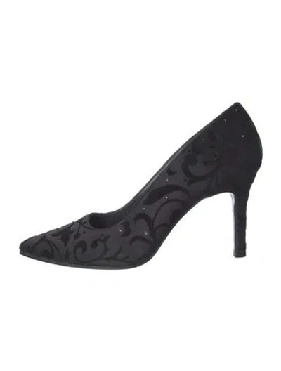 Pre-owned Stuart Weitzman Printed Pumps In Black