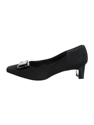 Pre-owned Stuart Weitzman Pumps In Black