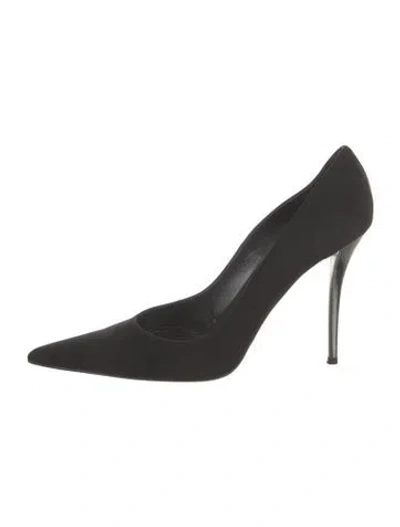 Pre-owned Stuart Weitzman Pumps In Black