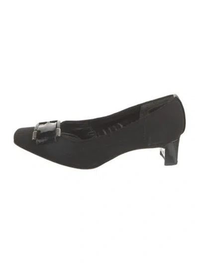 Pre-owned Stuart Weitzman Pumps In Black