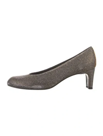 Pre-owned Stuart Weitzman Pumps In Multi