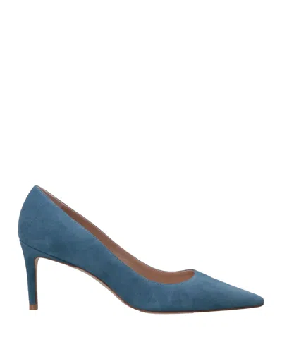 Stuart Weitzman Pumps In Pastel Blue