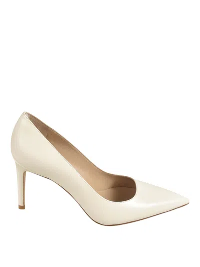 Stuart Weitzman Pumps In White