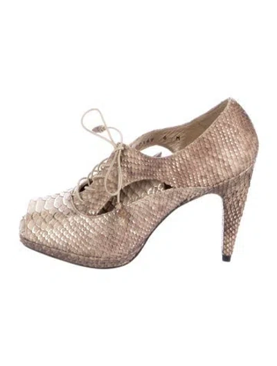 Pre-owned Stuart Weitzman Python Cutout Accent Pumps