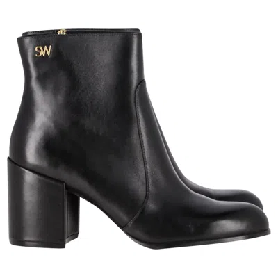 Stuart Weitzman Quinn Block Heel Ankle Boots In Black Leather
