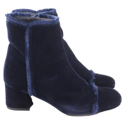 Stuart Weitzman Raw-edge Trim Boots In Blue Velvet