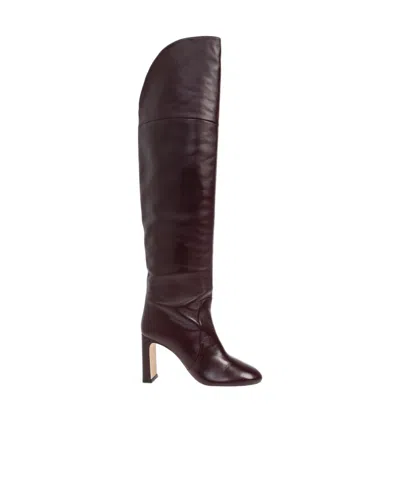 Stuart Weitzman Round Toe Boots In Burgundy