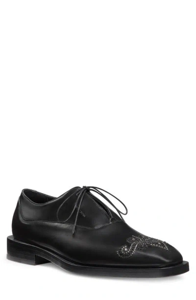 Stuart Weitzman Royce Runway Embellished Wingtip Oxford In Black