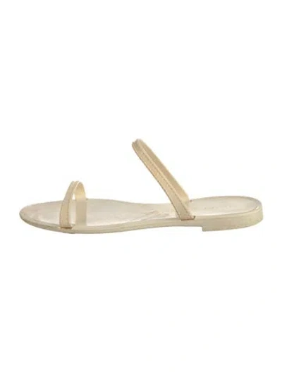Pre-owned Stuart Weitzman Rubber Slides In White