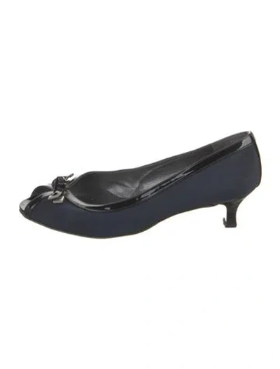 Pre-owned Stuart Weitzman Satin Bow Accents Pumps In Blue