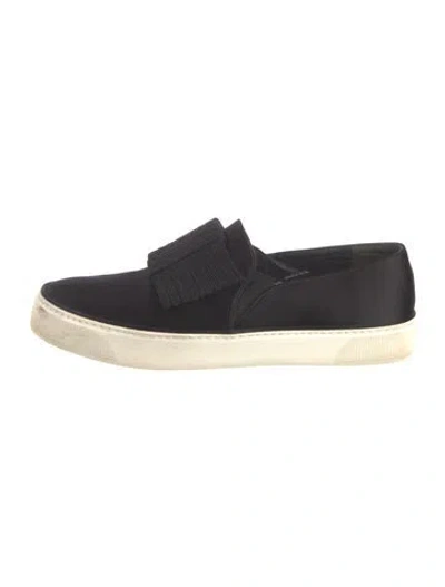 Pre-owned Stuart Weitzman Satin Bow Accents Sneakers In Black