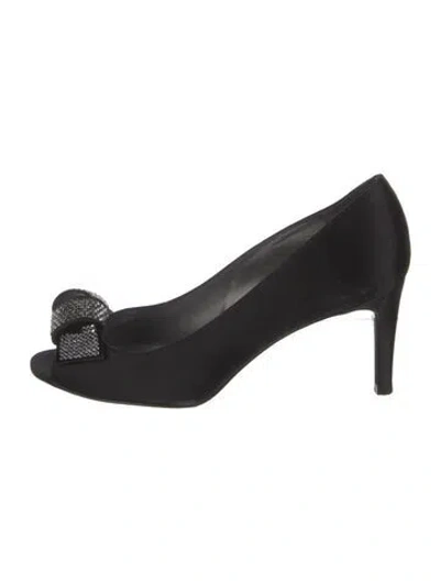 Pre-owned Stuart Weitzman Satin Crystal Embellishments Pumps In Black