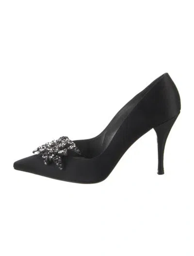 Pre-owned Stuart Weitzman Satin Crystal Embellishments Pumps In Black