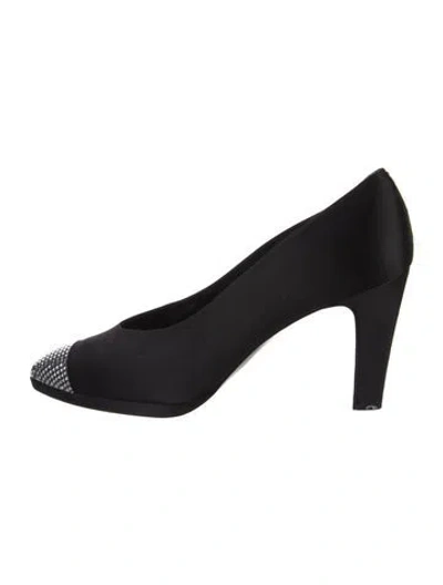 Pre-owned Stuart Weitzman Satin Crystal Embellishments Pumps In Black
