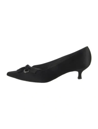 Pre-owned Stuart Weitzman Satin Crystal Embellishments Pumps In Black