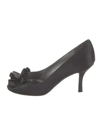 Pre-owned Stuart Weitzman Satin Pleated Accents Pumps In Blue