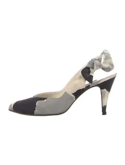 Pre-owned Stuart Weitzman Satin Printed Slingback Pumps In Multi
