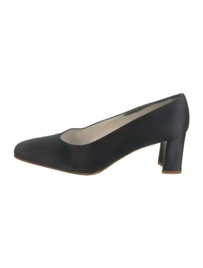 Pre-owned Stuart Weitzman Satin Pumps In Black