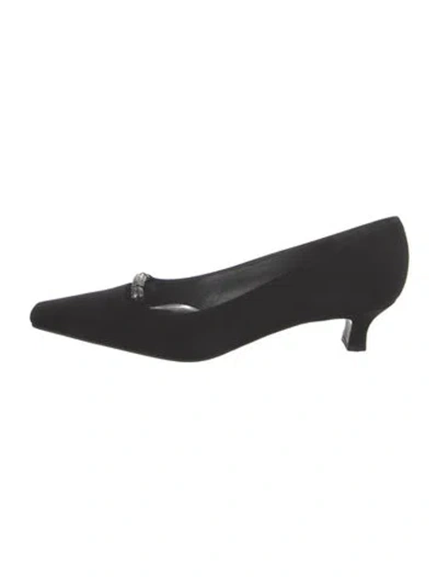 Pre-owned Stuart Weitzman Satin Pumps In Black