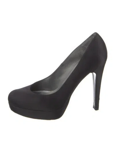 Pre-owned Stuart Weitzman Satin Pumps In Black