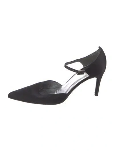 Pre-owned Stuart Weitzman Satin Pumps In Black