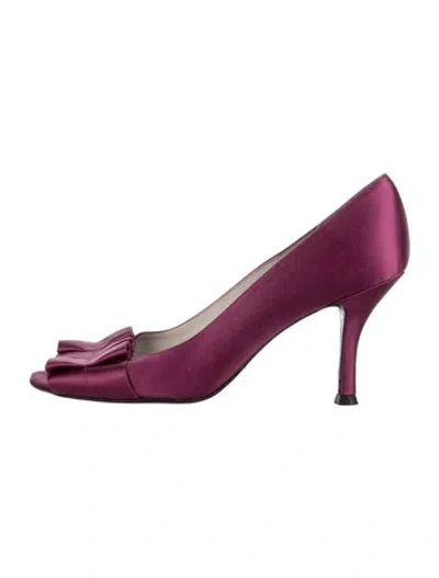 Pre-owned Stuart Weitzman Satin Pumps In Purple