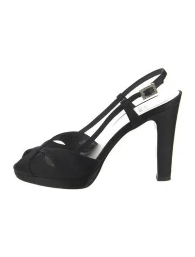 Pre-owned Stuart Weitzman Satin Slingback Pumps In Black