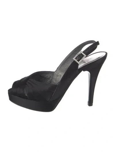 Pre-owned Stuart Weitzman Satin Slingback Pumps In Black