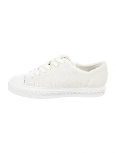 Pre-owned Stuart Weitzman Shearling Sneakers In White