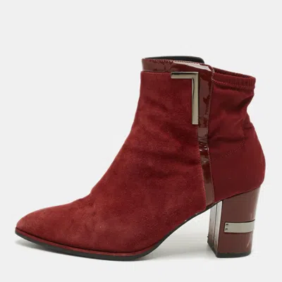 Pre-owned Stuart Weitzman Size 37 Red Fabric And Suede Ankle Length Boots