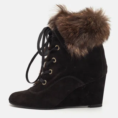 Pre-owned Stuart Weitzman Size 37.5 Black/dark Brown Fur And Suede Lace Up Wedge Booties