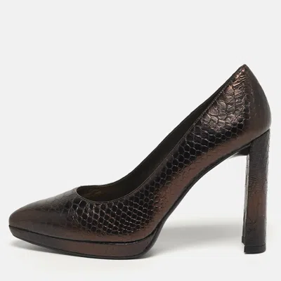 Pre-owned Stuart Weitzman Size 38.5 Bronze Python Embossed Leather Platform Pumps In Brown