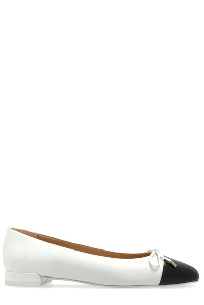 Stuart Weitzman Sleek Bow Flat Ballerina Shoes In Beige