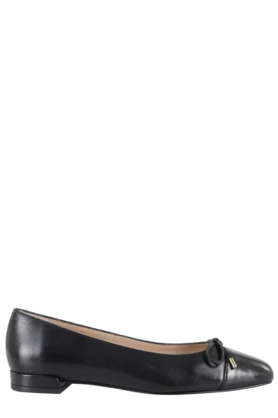 Stuart Weitzman Sleek Bow Flat In Blk Black