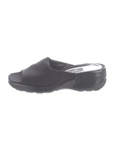 Pre-owned Stuart Weitzman Slides In Grey