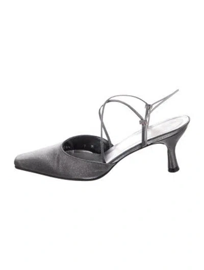Pre-owned Stuart Weitzman Slingback Pumps In Gray