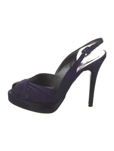 Pre-owned Stuart Weitzman Slingback Pumps In Multi