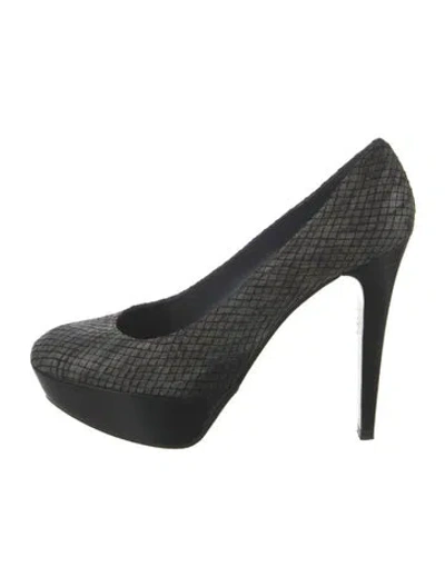Pre-owned Stuart Weitzman Snakeskin Printed Pumps In Multi