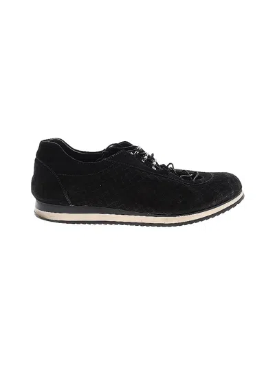Pre-owned Stuart Weitzman Sneakers In Black
