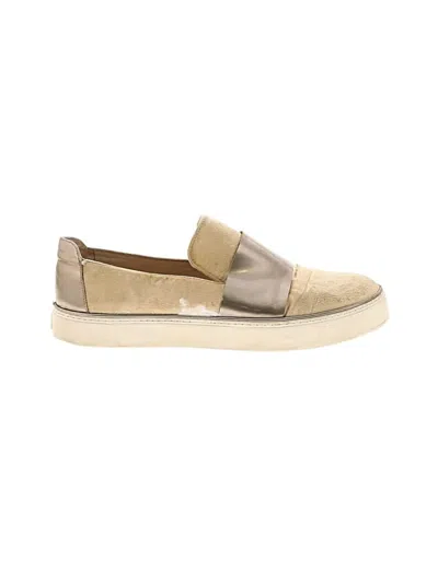 Pre-owned Stuart Weitzman Sneakers In Tan