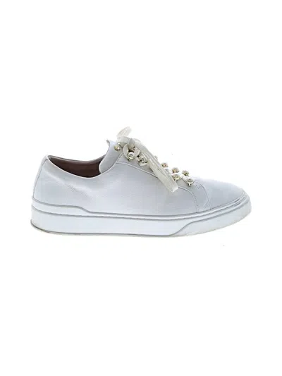 Pre-owned Stuart Weitzman Sneakers In White