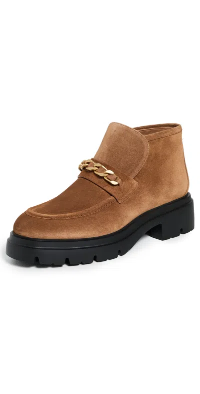 Stuart Weitzman Soluxe Hudson Chukka Boots Doe In Brown