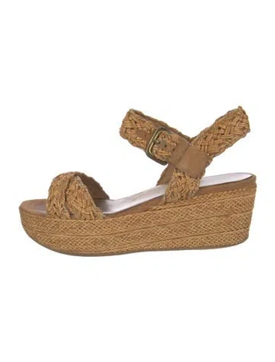 Pre-owned Stuart Weitzman Straw Espadrilles In Neutral