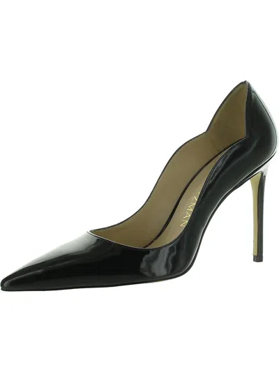Stuart Weitzman Pumps Aus Lackleder Mit Muschelsaum In Black
