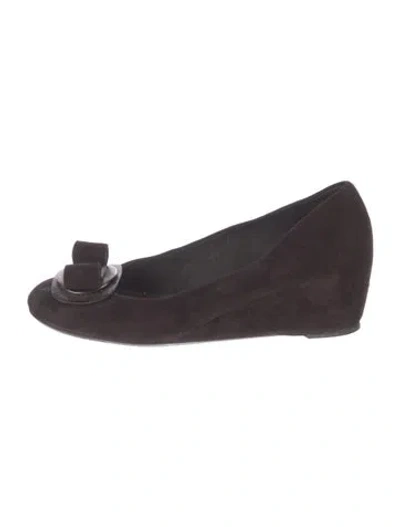 Pre-owned Stuart Weitzman Suede Ballet Flats In Brown