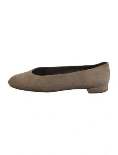Pre-owned Stuart Weitzman Suede Ballet Flats In Neutral