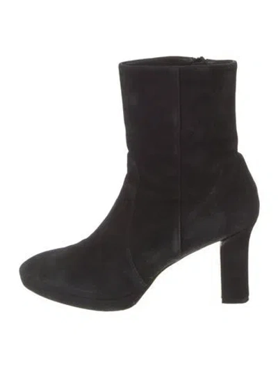 Pre-owned Stuart Weitzman Suede Boots In Black