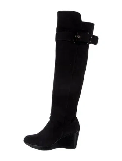 Pre-owned Stuart Weitzman Suede Boots In Black
