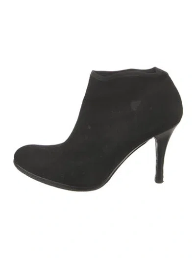 Pre-owned Stuart Weitzman Suede Boots In Black